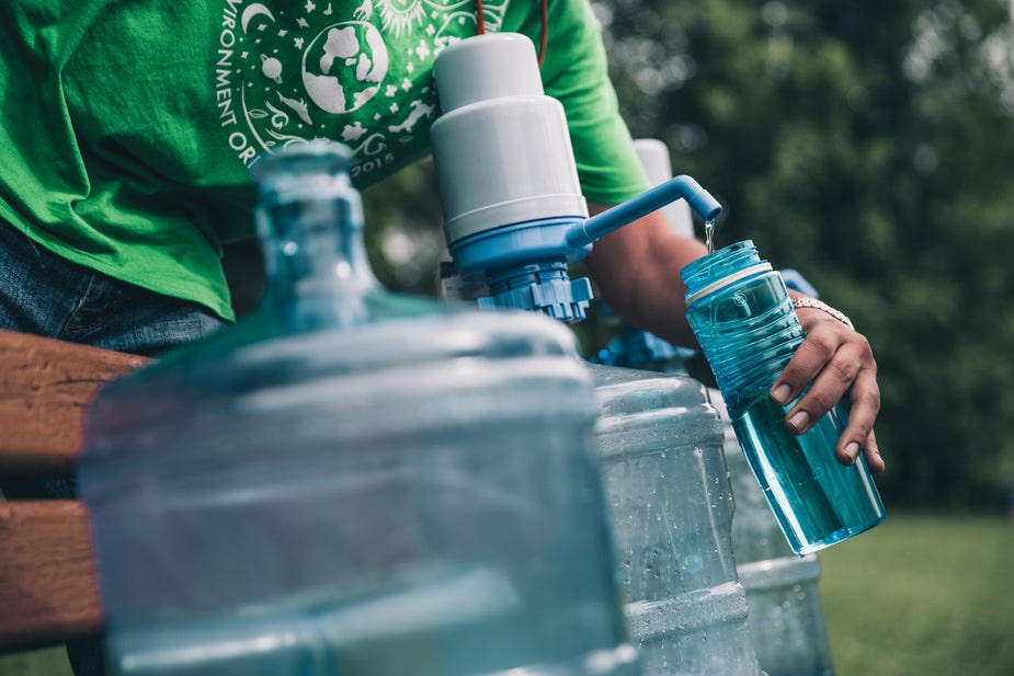 ¿Cuántos Litros de Agua Hay Que Tomar Por Día?