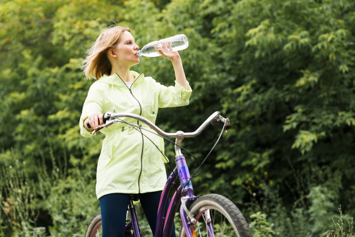 ¿Cuáles son las bebidas para hidratarse al hacer ejercicio?